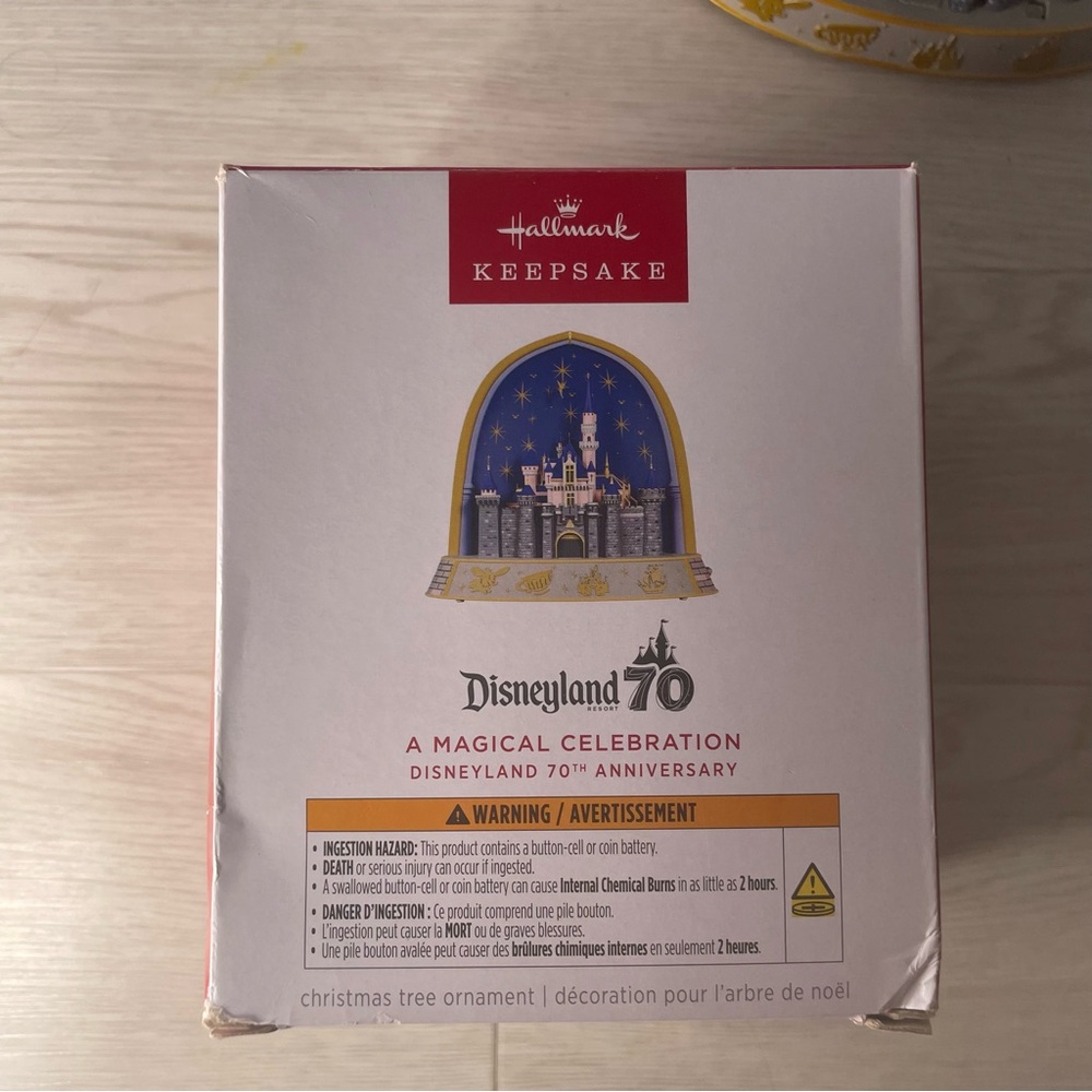 Hallmark Keepsake Disneyland 70th Anniversary 2025 Ornament with Light & Sound - Picture 12 of 15